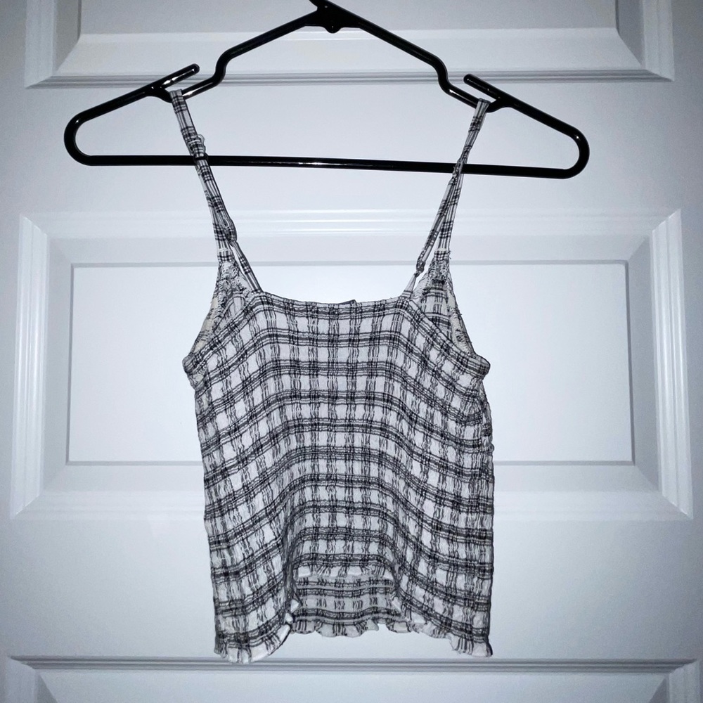 Patterned Crop Top - Picture 2 of 3